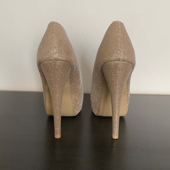 Ardene Heels Size 9 - Picture 3 of 3